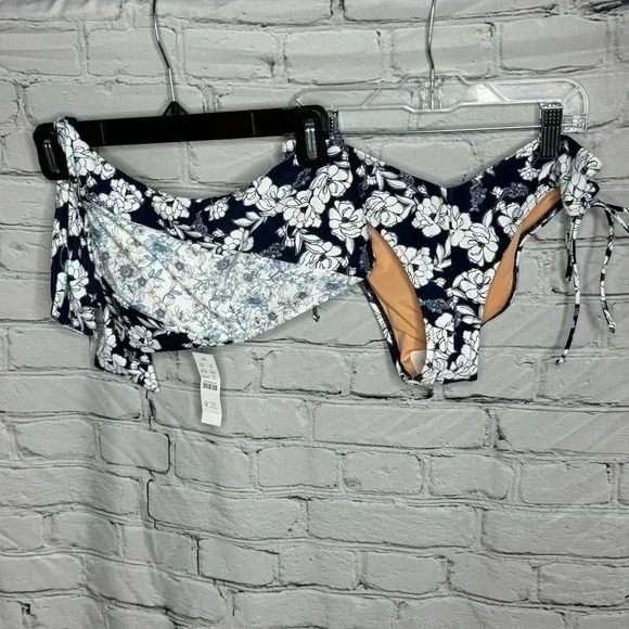 NWT J. Crew One-shoulder bikini top in mixed magnolia floral & cheeky bottoms - Picture 1 of 13